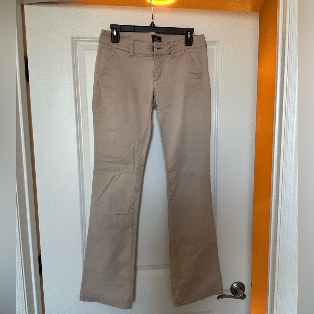 American Eagle Outfitters Women's Boot Cut Tan Jeans